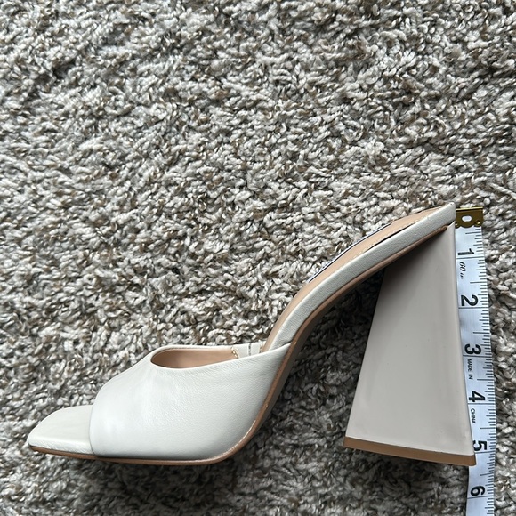 Steve Madden NEW Leather Top, Triangle Block Heels, Pointed Open Toe Shoes 9M - Picture 7 of 7